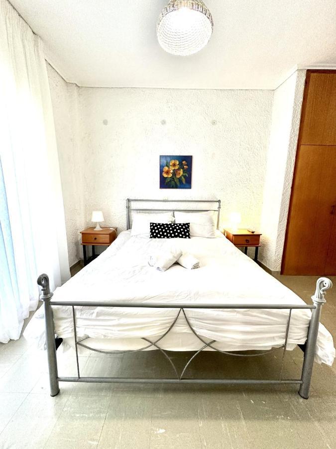 Katerina Apartments Néos Pírgos Oda fotoğraf